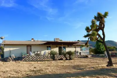 Image de La Mirada House, un cadre calme avec une vue imprenable dans toutes les directions