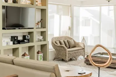 Image de Résidence luxueuse et confortable! ! ! - Zone Hôtelière - Condo sur la plage