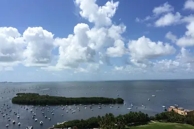 Image de Ocean Million Dollar View Studio (4 personnes) + Balcon + Parking + Piscine + Salle de sport # 2