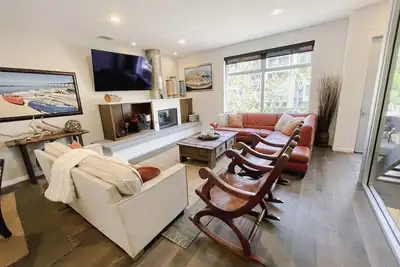 Image de Luxe Coronado Home Location de vacances à 500 pieds de la plage et Bayfront