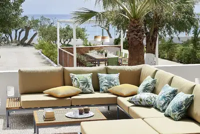 Image de Villa en bord de mer! '' Kirvas Villa '' Rénové en 2019