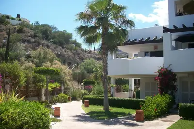 Image de Appartement avec piscine situé au 1er étage à 300 mètres de la plage