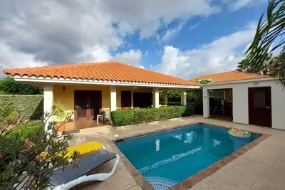 Image de Villa de luxe pour 6 personnes avec piscine privée