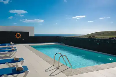 Image de Villa moderne et lumineuse à Puerto Calero
