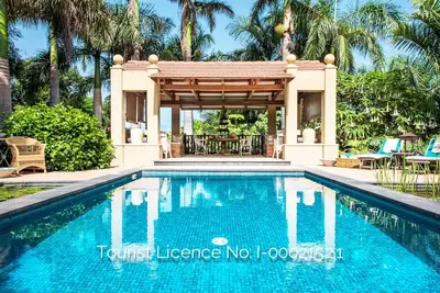 Image de Jardin tropical paisible de 10 000 m2 près de la mer, fibre wi fi