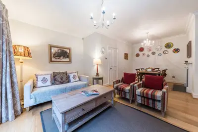 Image de Lexham Gardens - Deux Chambres Appartement, Couchages 4