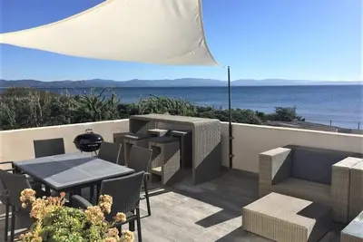 Image de Duplex 150m2 12\/14 pax les pieds dans l'eau, magnifique vue mer.