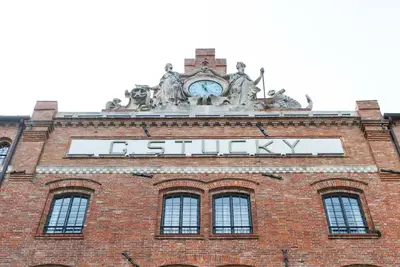 Image de Maître et appartement confortable dans le Molino Stucky - Venise
