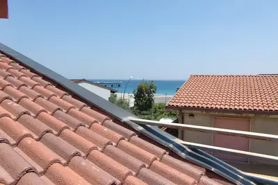 Image de Appartement de 2 chambres avec terrasse sur le toit à Siderno Marina, Italie du Sud