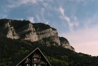 Image de Appartement avec Balcon Vue sur Le Lac Léman (1 à 4 personnes)