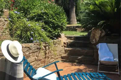 Image de Collioure : rare, villa dans un jardin, Ă 250 m des plages et des commerces