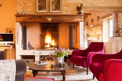 Image de Joie et insouciance en famille au sein d'un domaine unique en Périgord