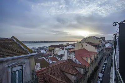 Image de Vue imprenable sur la rivière à Alfama