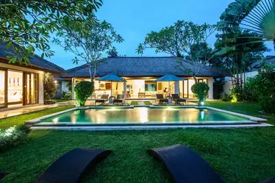 Image de Superbe villa, découvrez le charme, l’authenticité et la sérénité Balinaise.