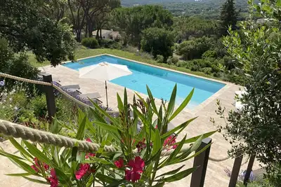 Image de *Villa Emilie* - Cadre Enchanteur - Piscine sécurisée - belle vue - Ramatuelle