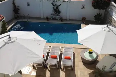 Image de Superbes Suites de Luxe Avec Piscine et Vues sur la mer