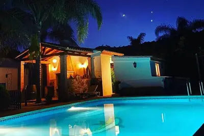 Image de Grande Villa De Charme, Piscine privée, jardins, Tv Sat, barbecue, Internet Wifi, 4000 m2 d'arbres. Sud l'Espagne. Coín (Málaga) Côte du Soleil. Pour se Relaxer. . 7-8 personnes