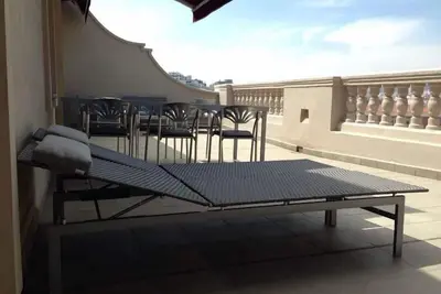 Image de Penthouse exclusif Centro marché Atarazanas, terrasse, ascenseur, train, bus, Wifi