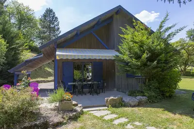 Image de Chalet 3* au calme bord rivière le Lison en Franche Comté\n 1 Animal accepté