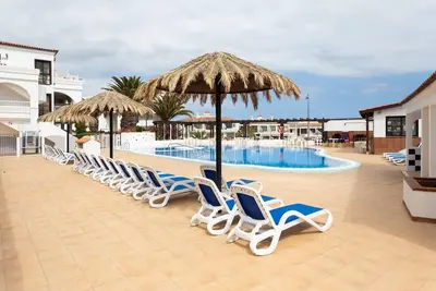 Image de Bel appartement au golf côté avec piscine, internet, Tv dans plusieurs langues