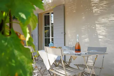 Image de Cottage de charme Cézanne jardin, piscine  prox centre ville Aix