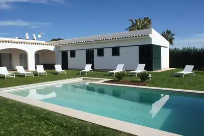 Image de Villa Beach Front - 4 Chambres + 4 Salles De Bains Offre Octobre