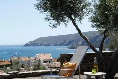 Image de Maison avec vue sur la mer, jardin, piscine, garage privé centr0 de cadaques,