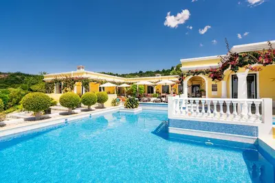 Image de Le BougainVilla est situé en privé et un joyau absolu en Algarve.