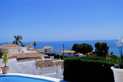Image de Super offre! Septembre Vue imprenable sur la mer, piscine privée, Free Wi Fi- 3bed-1 level!