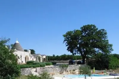 Image de beautifully restored, air conditioned trullo in Puglia
