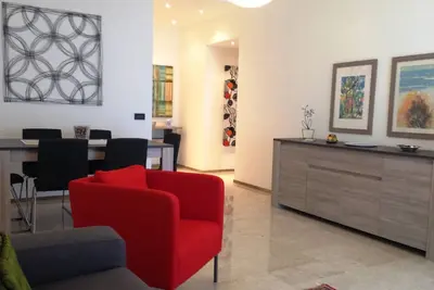 Appartement de 120 mètres carrés, 4-6 lits, parking privé