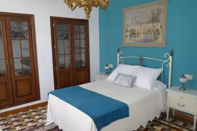 Image de Maison andalouse, patio typique, solarium, pour visiter Grenade, Alhambra, Wifi gratuit