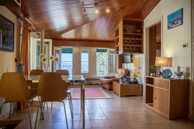 Image de Splendide Appartement entièrement sur la mer - Wi-Fi gratuit - Terrasse