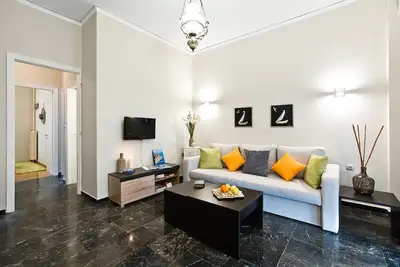 Image de Appartement situé au centre et vie tranquille.