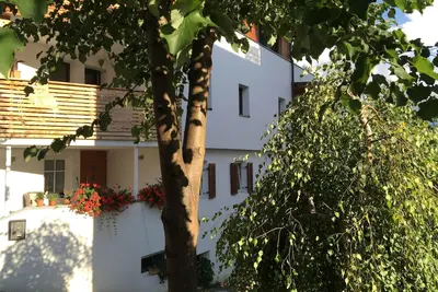 Image de Appartement Hintertrojer dans un emplacement central, la bonne nourriture avec Wifi gratuit