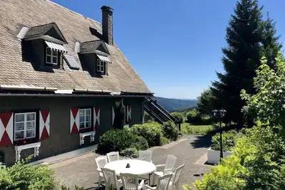 Image de Grand appartement confortable au centre de Winterberg avec vue panoramique