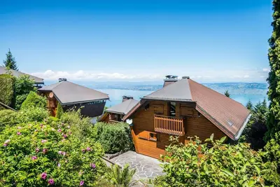 Image de Chalet dans station de ski avec vue splendide sur le Lac Leman