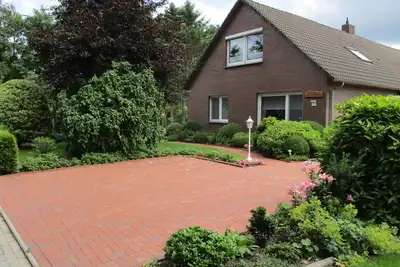 Image de Vacation apartment in Uplengen