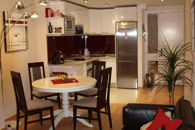 Image de Appartement familial avec 2 chambres et grande terrasse! ! !