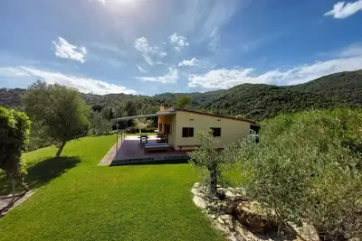 Image de Maison de vacances dans un endroit isolé idyllique - nature et culture - près de la mer - toute l'année