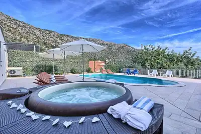 Image de Villa La Mer - villa moderne près de Dubrovnik pour douze personnes avec piscine