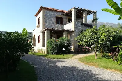 Image de Daphne famille appartement convivial avec grand jardin, Ă seulement 700 m de la plage