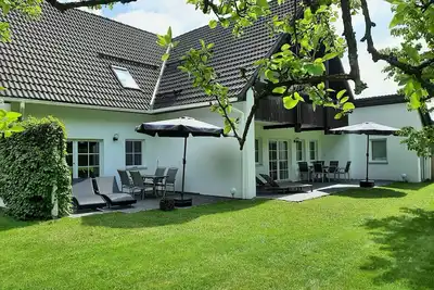 Image de Top appartement dans un petit complexe, 4 étoiles, 2-5 Pers. 80m², terrasse, 2 chambres. W-lan