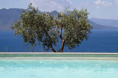 Image de Vue époustouflante sur le Péloponnèse.