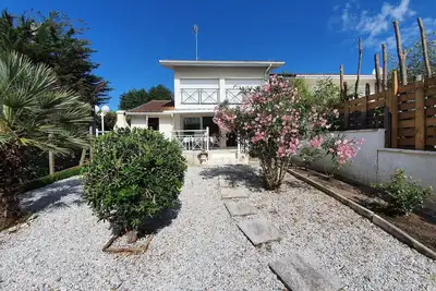 Image de La villa Monzie du bassin