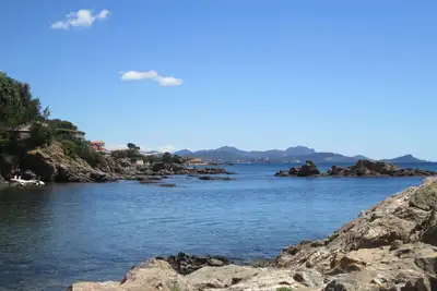 Image de Appartement 2 à 4 Personnes - Saint-RAPHAËL, 200 M De La Plage - Boulouris