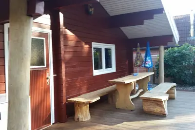 Image de Maison de vacances avec sauna, grill kota et bain Ă remous sur la plage de Heeder See!