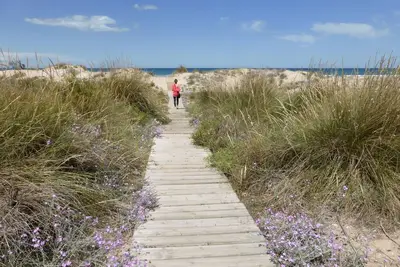 Image de Maison confortable, directement sur la plage et sur le golf dans une urbanisation calme