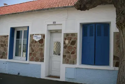 Image de Maison Sablaise à 600m de la grande plage. 7 couchages avec terrasse et jardinet