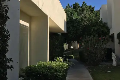 Image de Modern & Fresh 2 Chambre Poolside, Tennis ~ Mountainback South Palm Desert Ca Us